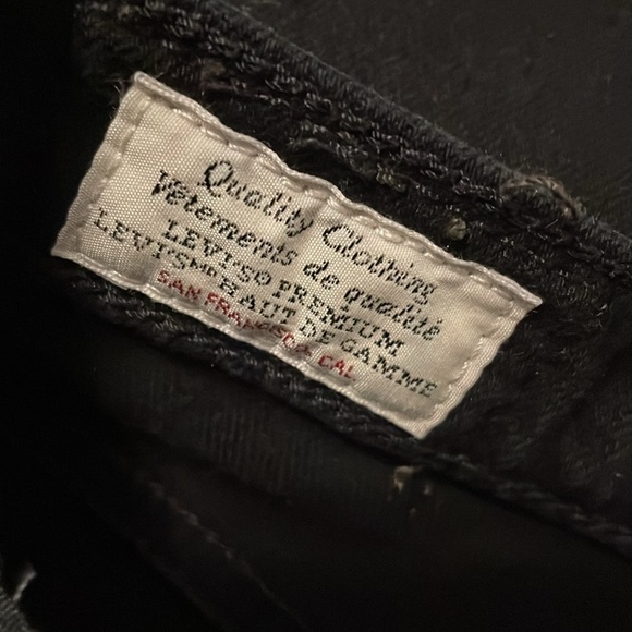 Levi's Icon Wedgie Raw Edge Distressed Jeans - Picture 7 of 9